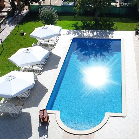 Novigrad 6951b *