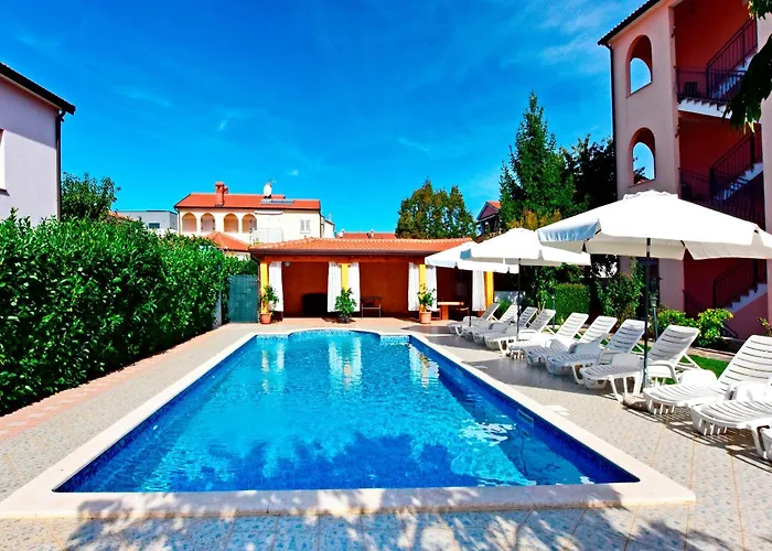 Novigrad 6951b Novigrad Istria