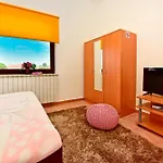 Novigrad 6951b *